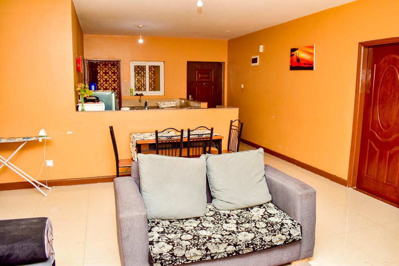 Apex Furnished Apartments Nairobi Buitenkant foto